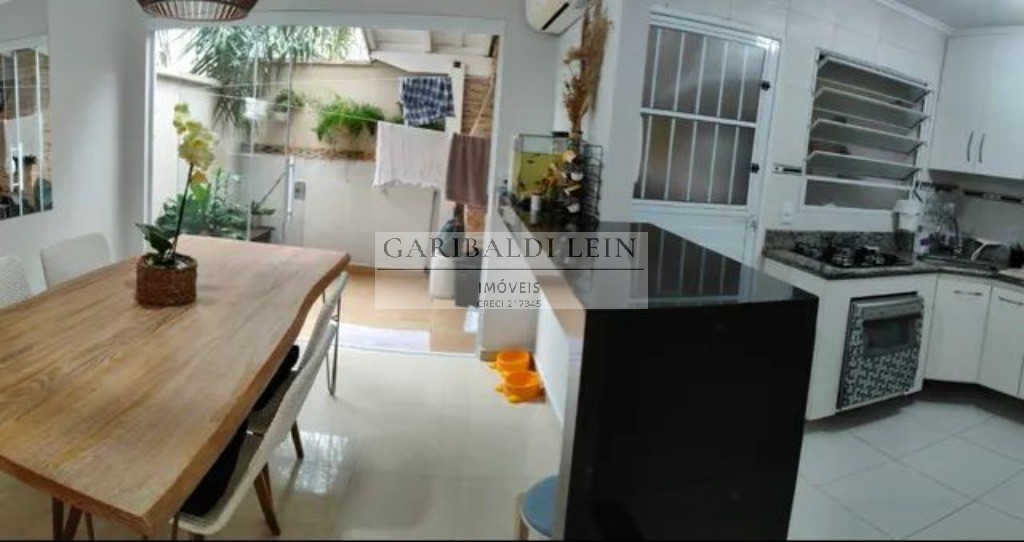 Casa à venda com 3 quartos, 124m² - Foto 12