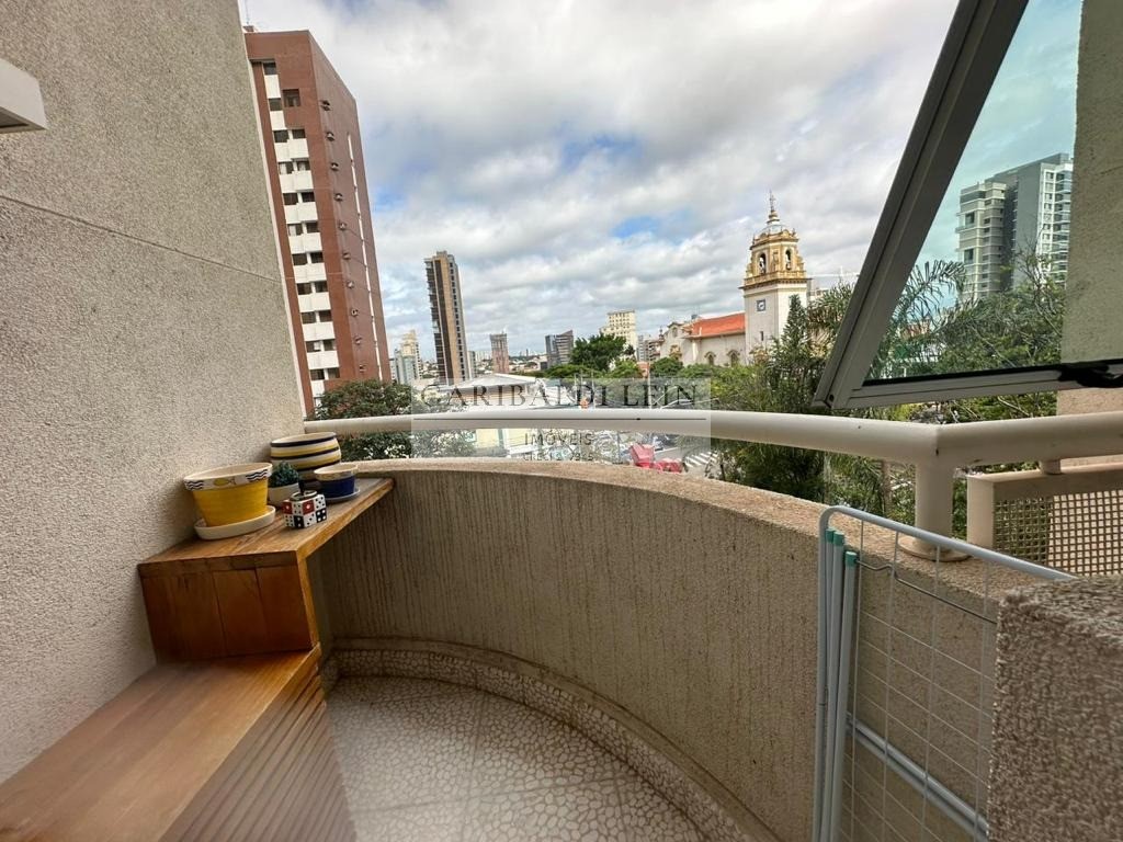 Apartamento à venda com 2 quartos, 76m² - Foto 1