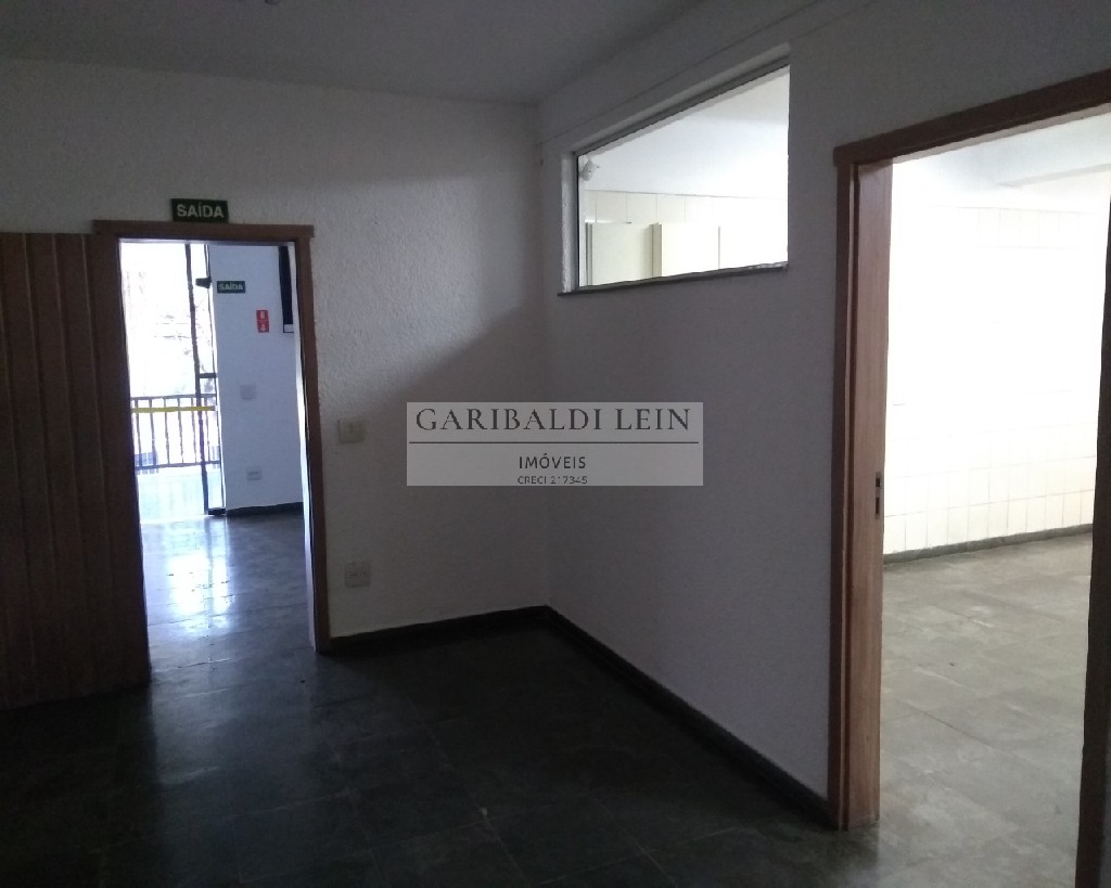 Depósito-Galpão-Armazém para alugar, 1570m² - Foto 22