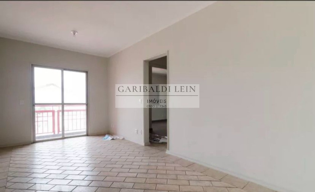 Apartamento à venda com 2 quartos, 62m² - Foto 2