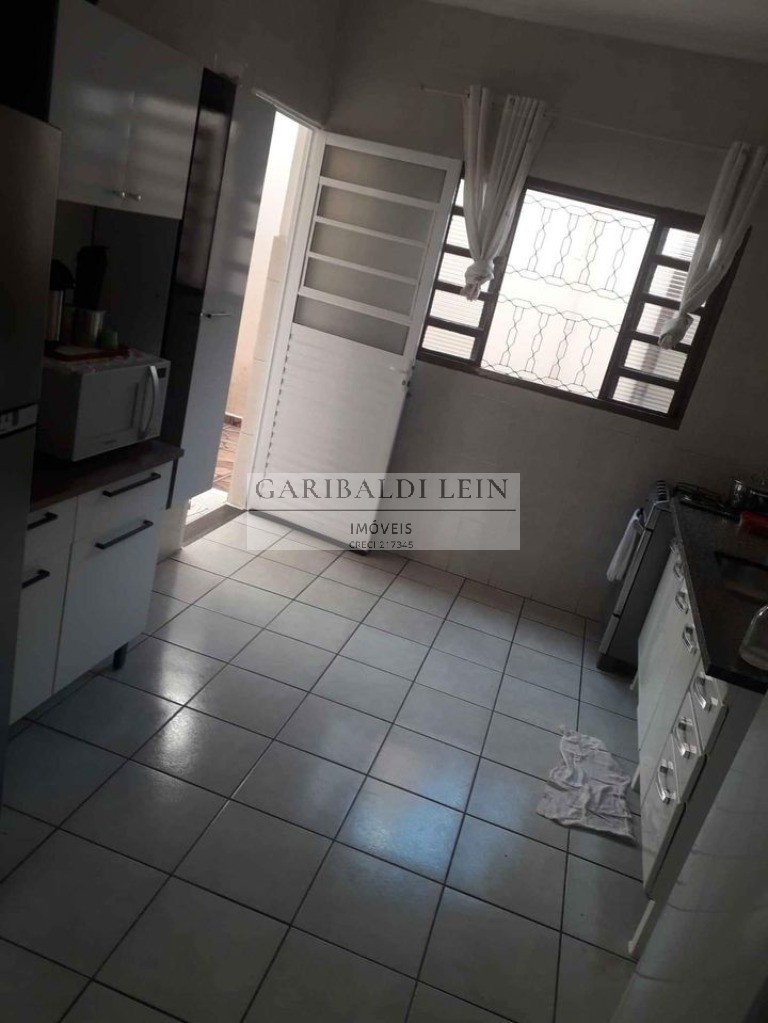 Casa à venda com 3 quartos, 138m² - Foto 6