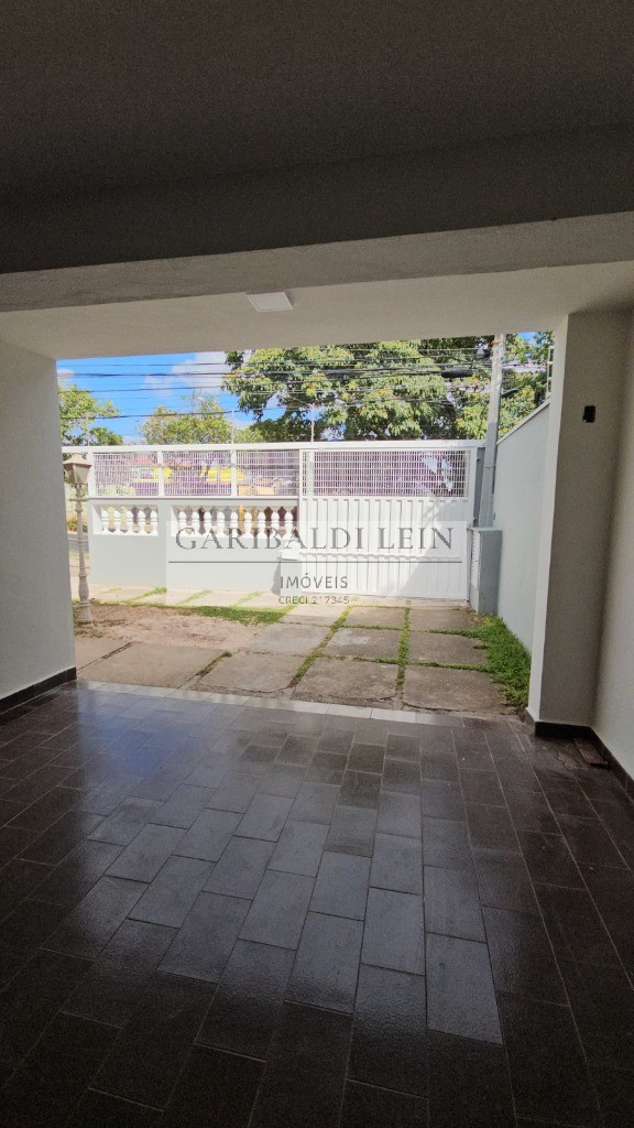 Casa à venda e aluguel com 3 quartos, 261m² - Foto 6