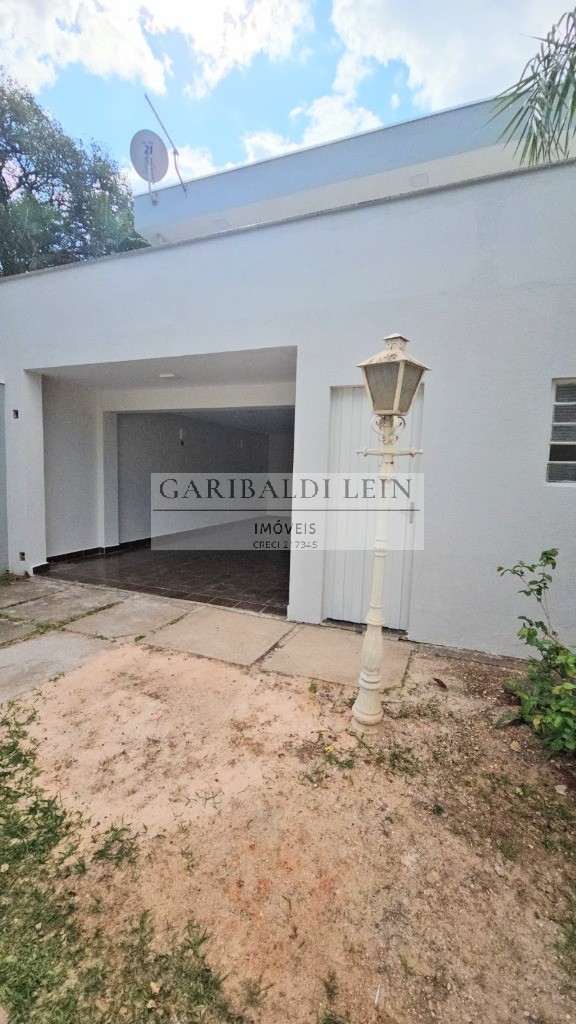 Casa à venda e aluguel com 3 quartos, 261m² - Foto 5