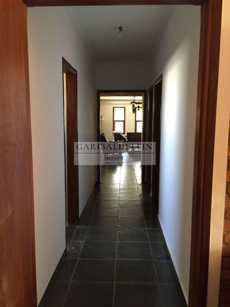 Casa à venda com 3 quartos, 333m² - Foto 12