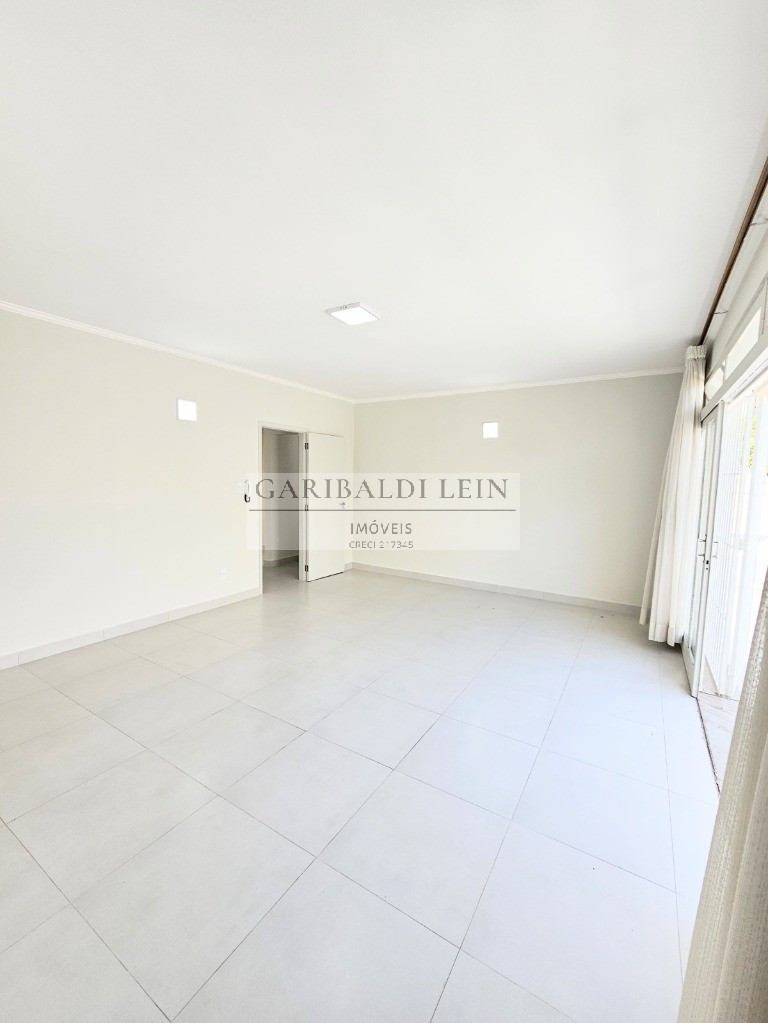 Casa à venda e aluguel com 3 quartos, 261m² - Foto 16