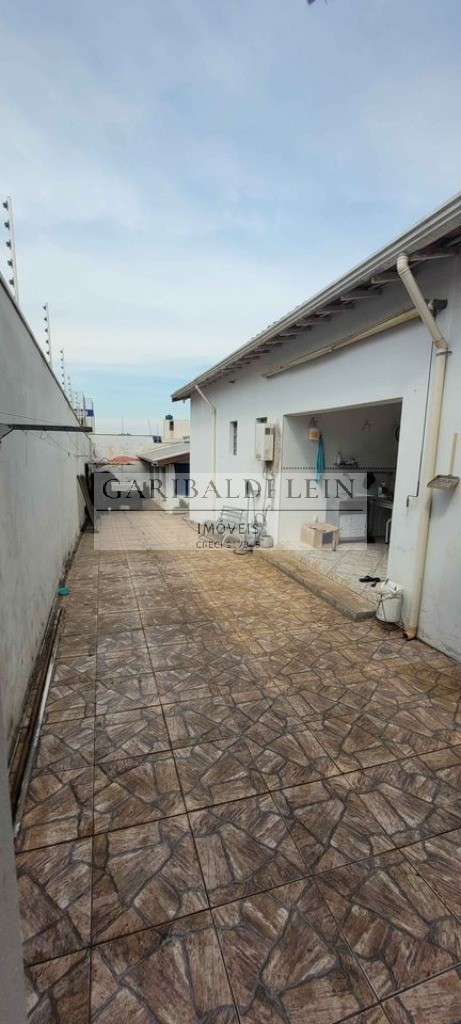 Casa à venda com 3 quartos, 211m² - Foto 19