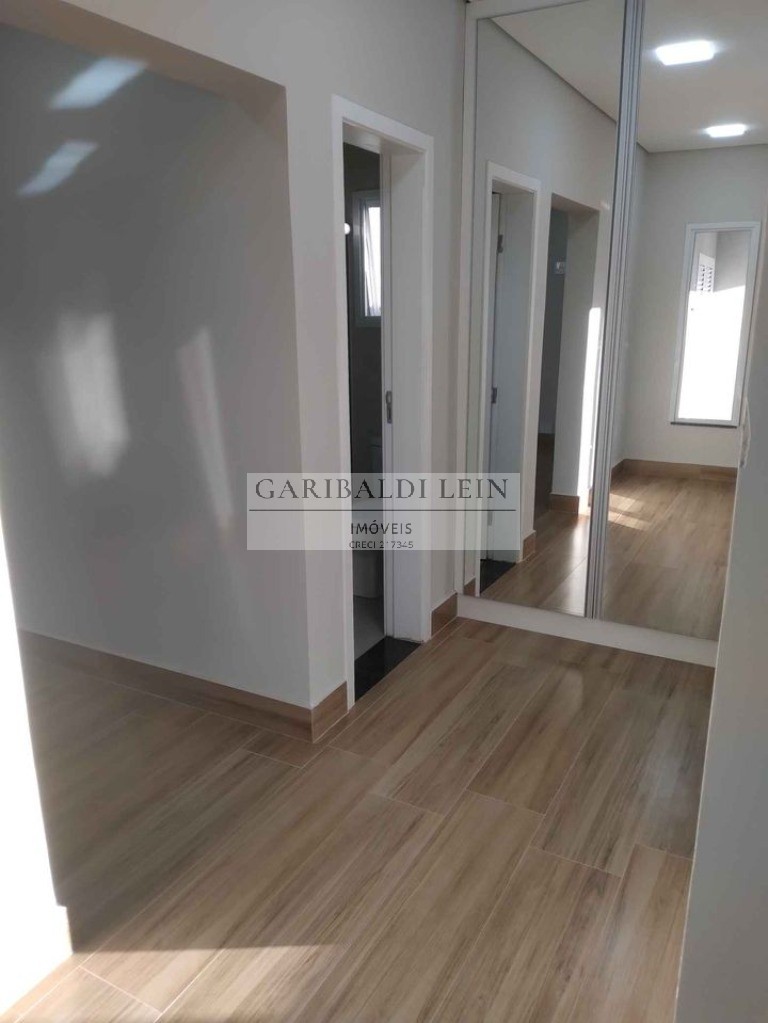 Casa à venda com 4 quartos, 250m² - Foto 6