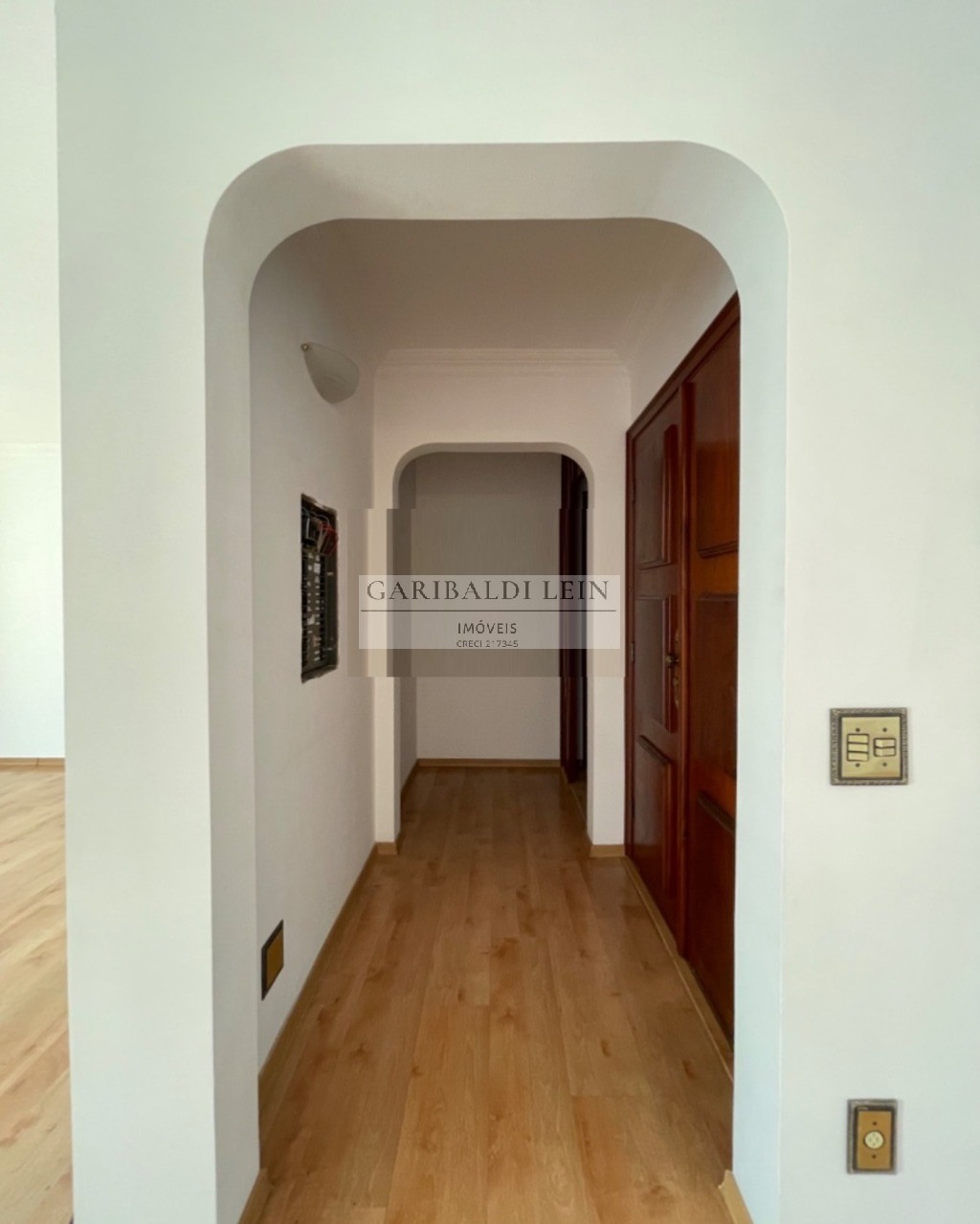 Apartamento à venda com 3 quartos, 215m² - Foto 7