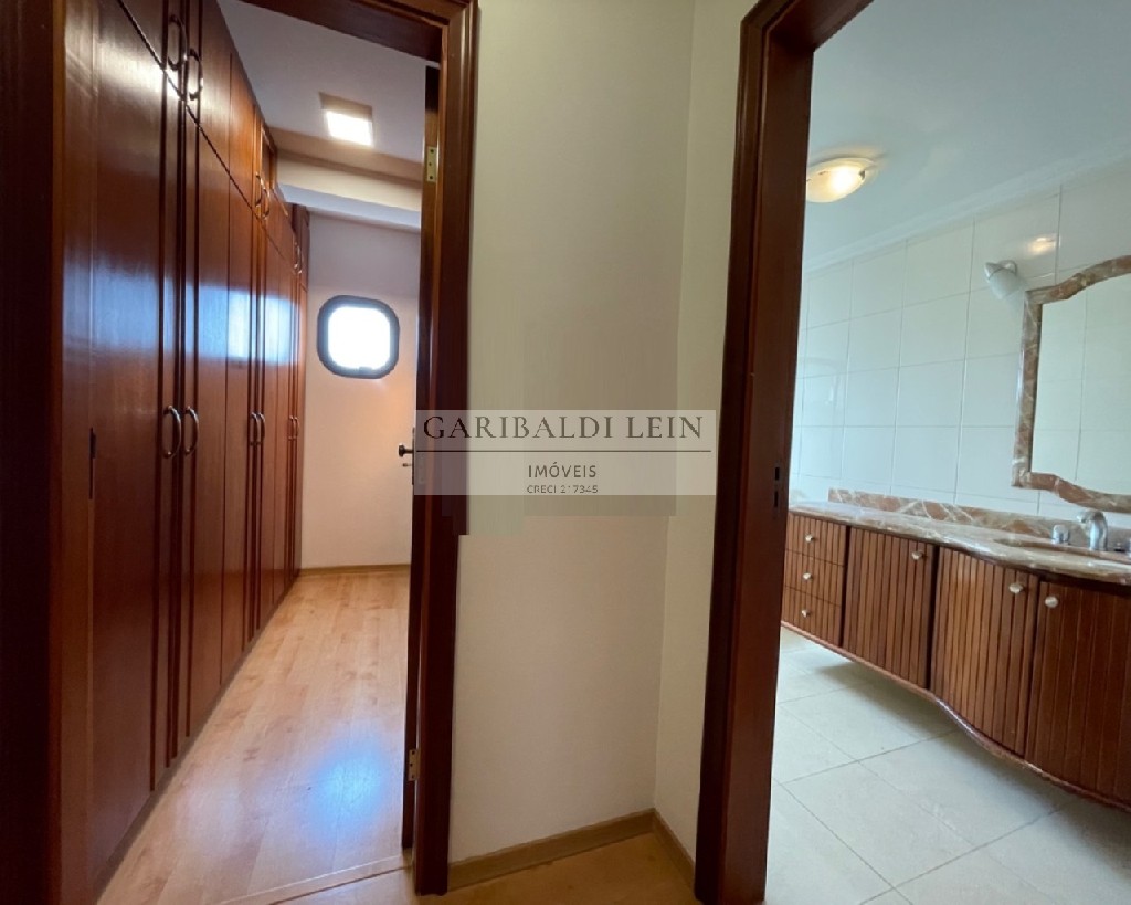 Apartamento à venda com 3 quartos, 215m² - Foto 17