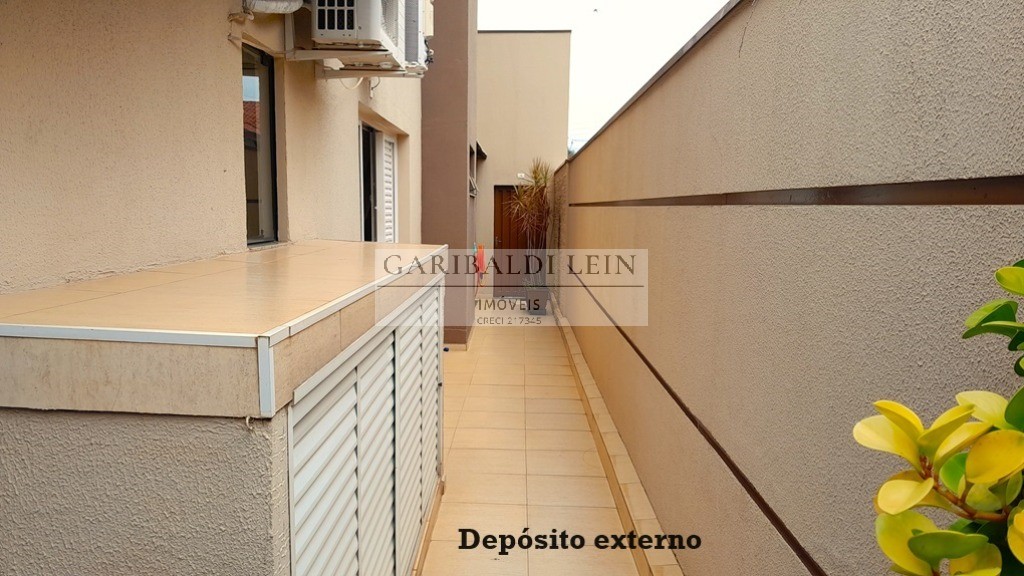 Casa à venda com 4 quartos, 325m² - Foto 35