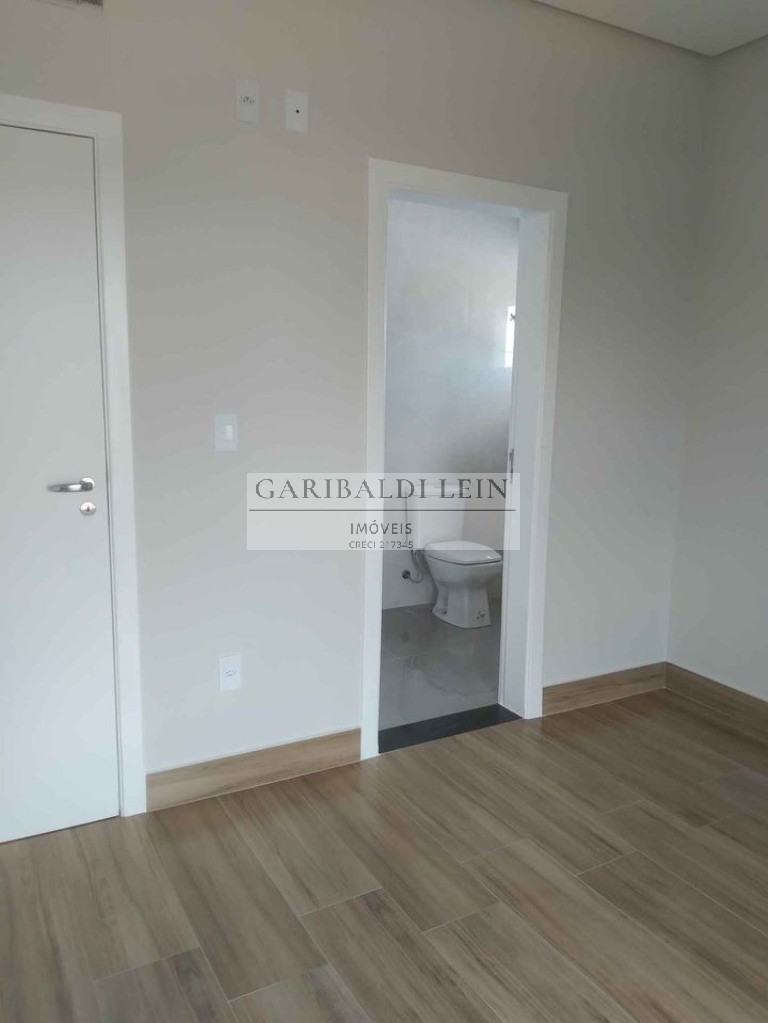 Casa à venda com 4 quartos, 260m² - Foto 6