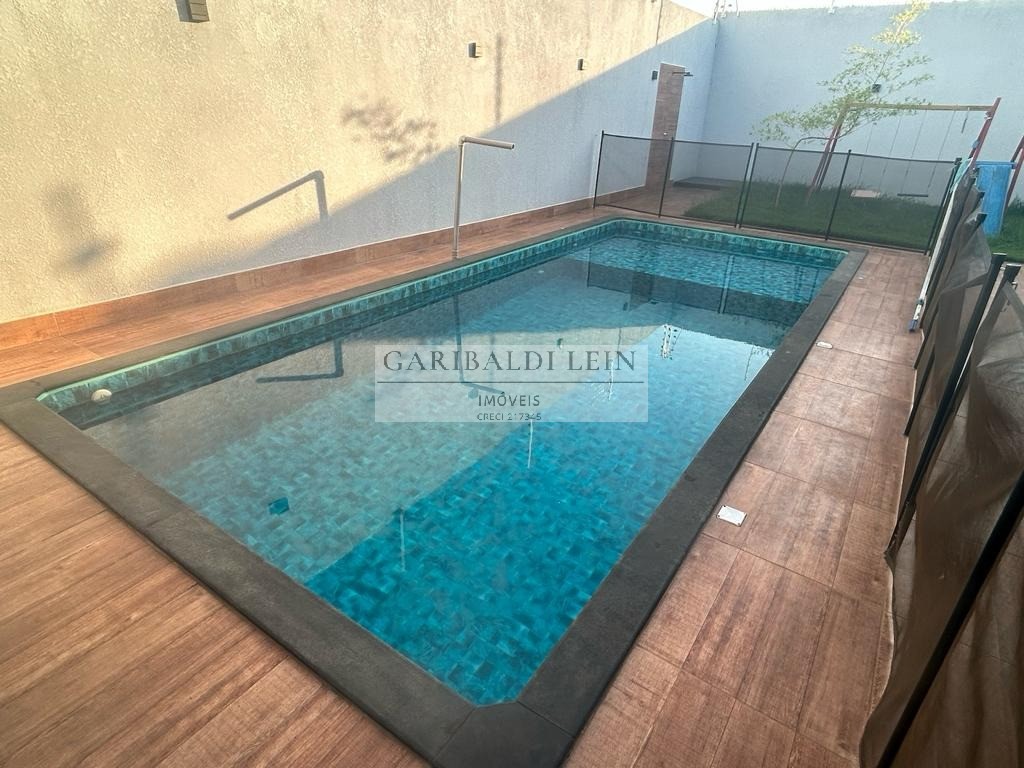 Casa à venda com 3 quartos, 244m² - Foto 16