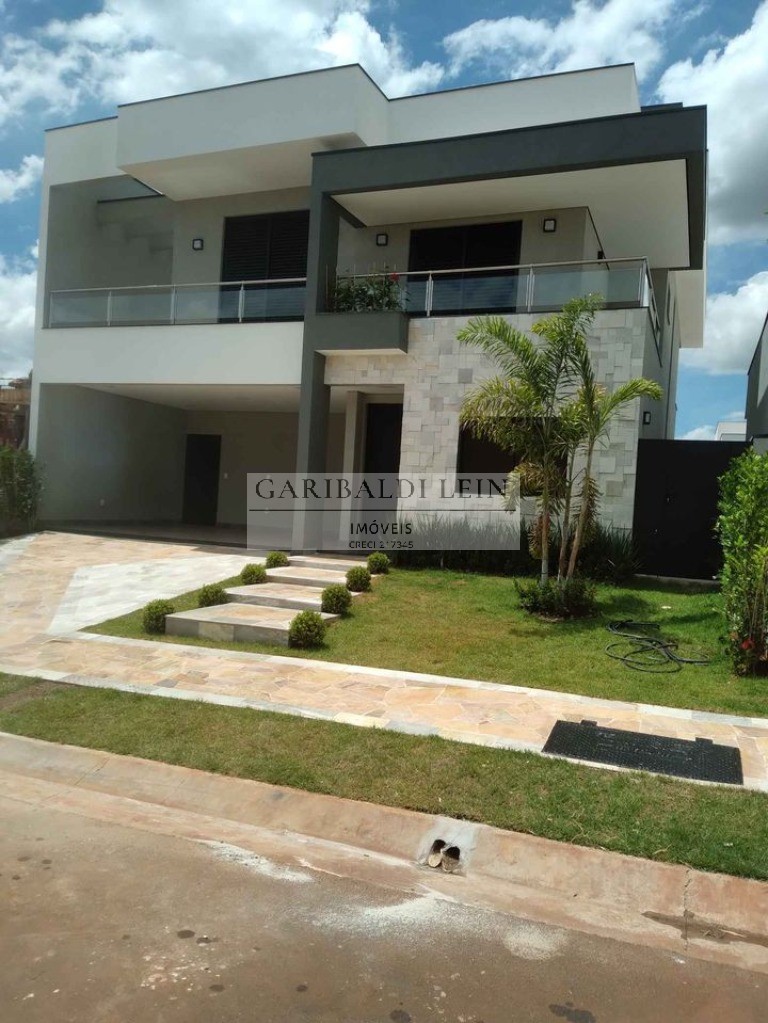 Casa à venda com 4 quartos, 260m² - Foto 2