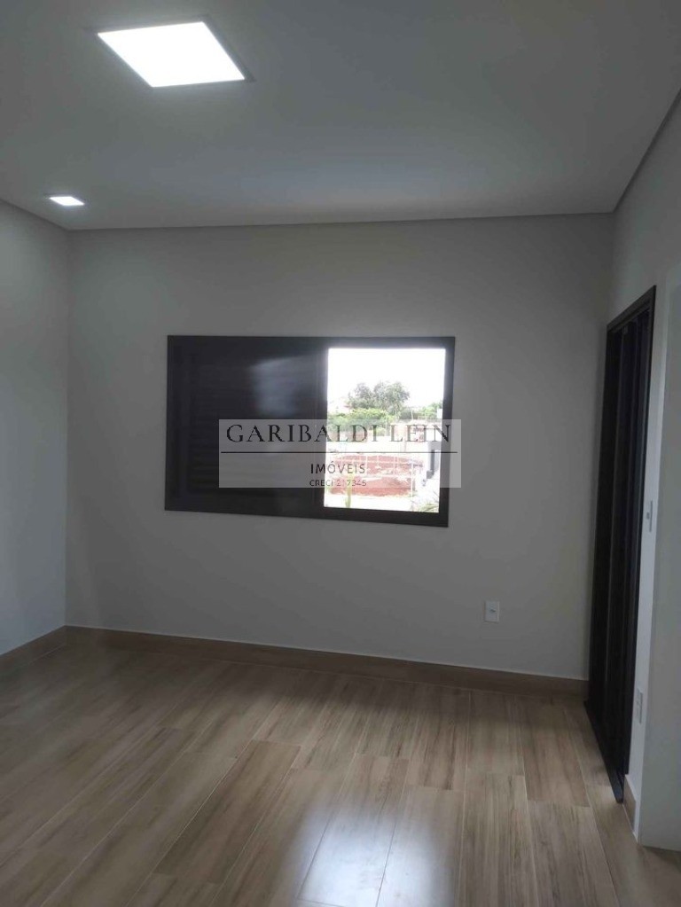 Casa à venda com 4 quartos, 260m² - Foto 13