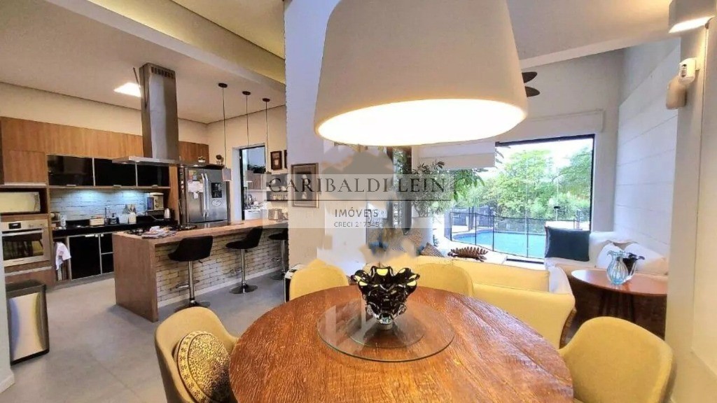 Casa à venda com 3 quartos, 280m² - Foto 9