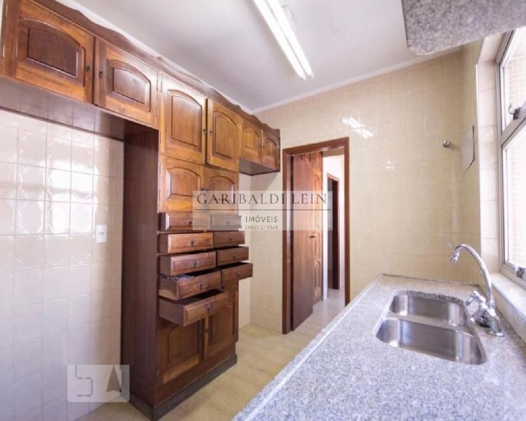 Apartamento à venda com 3 quartos, 185m² - Foto 14