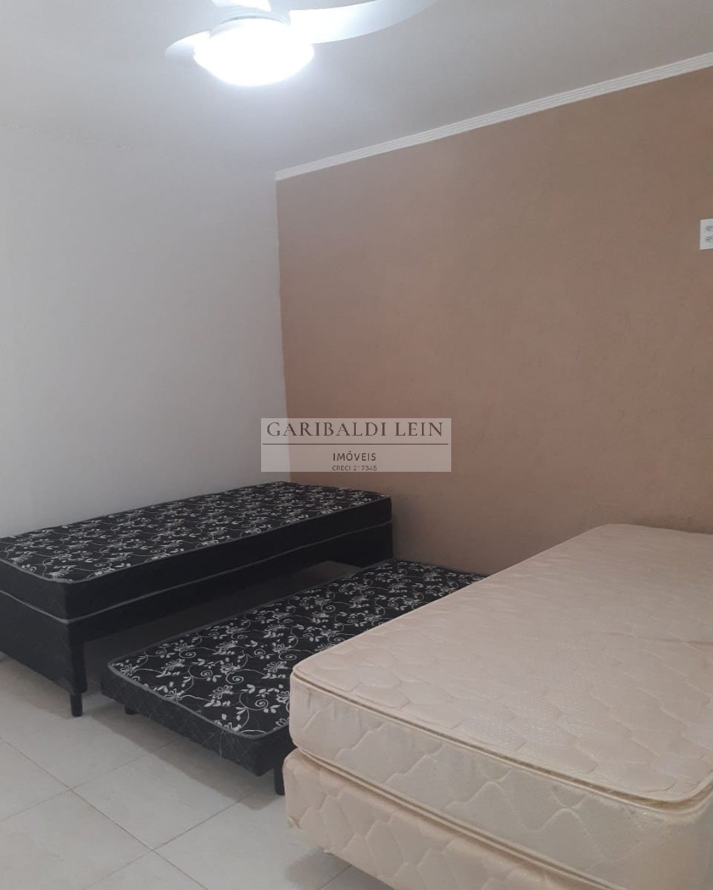 Chácara à venda com 3 quartos, 130m² - Foto 25