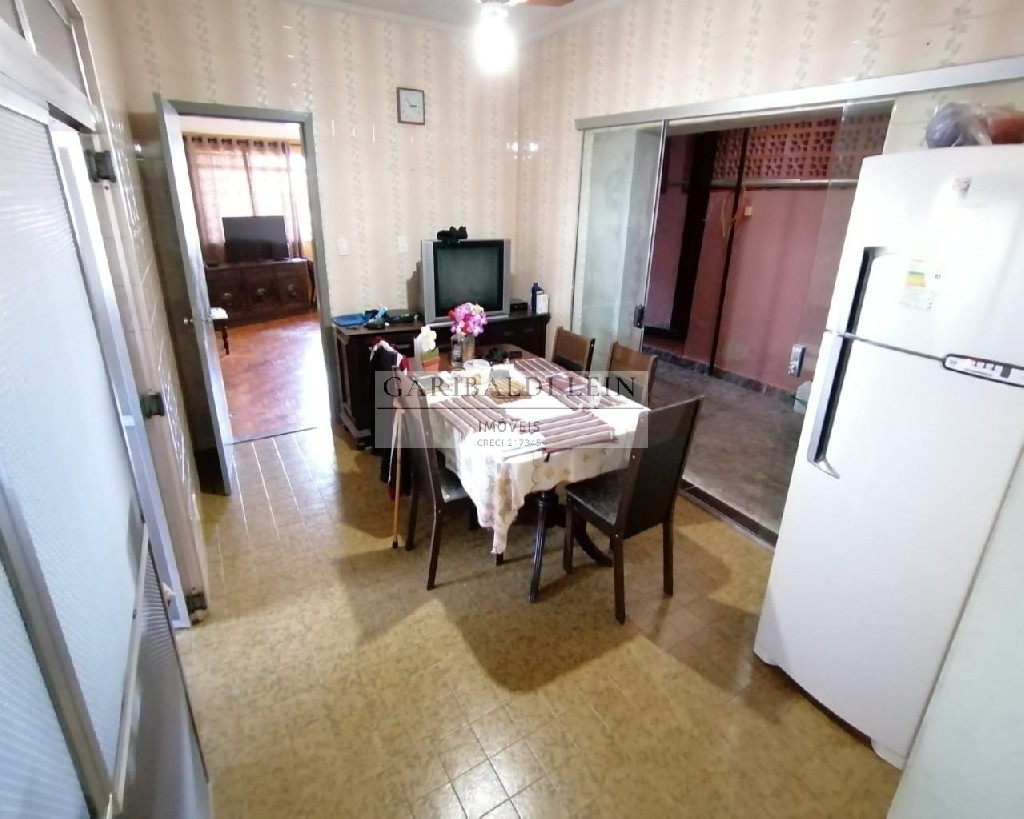 Casa à venda com 3 quartos, 185m² - Foto 8