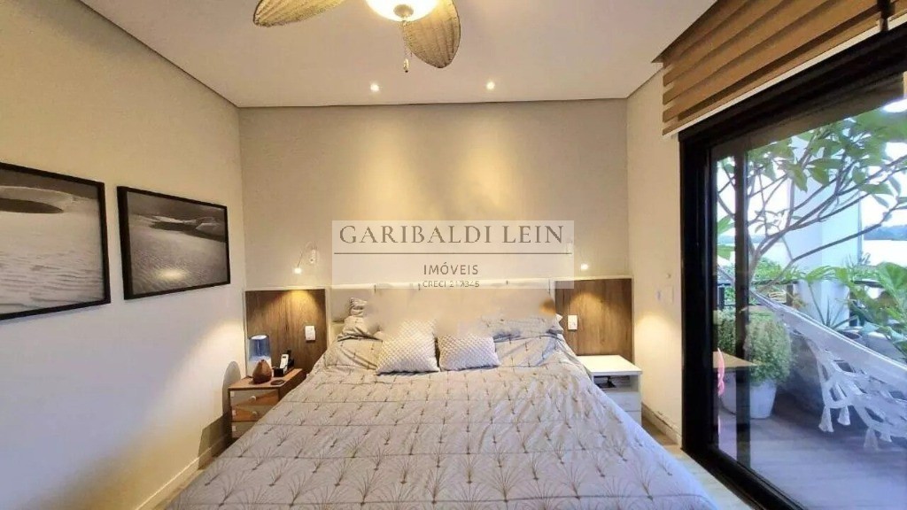 Casa à venda com 3 quartos, 280m² - Foto 25