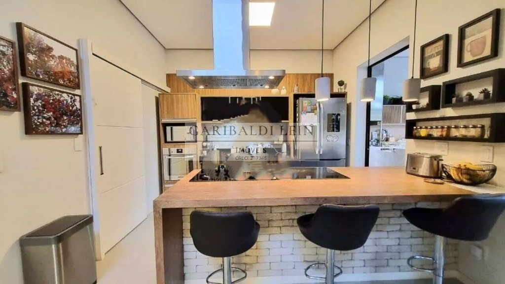Casa à venda com 3 quartos, 280m² - Foto 14