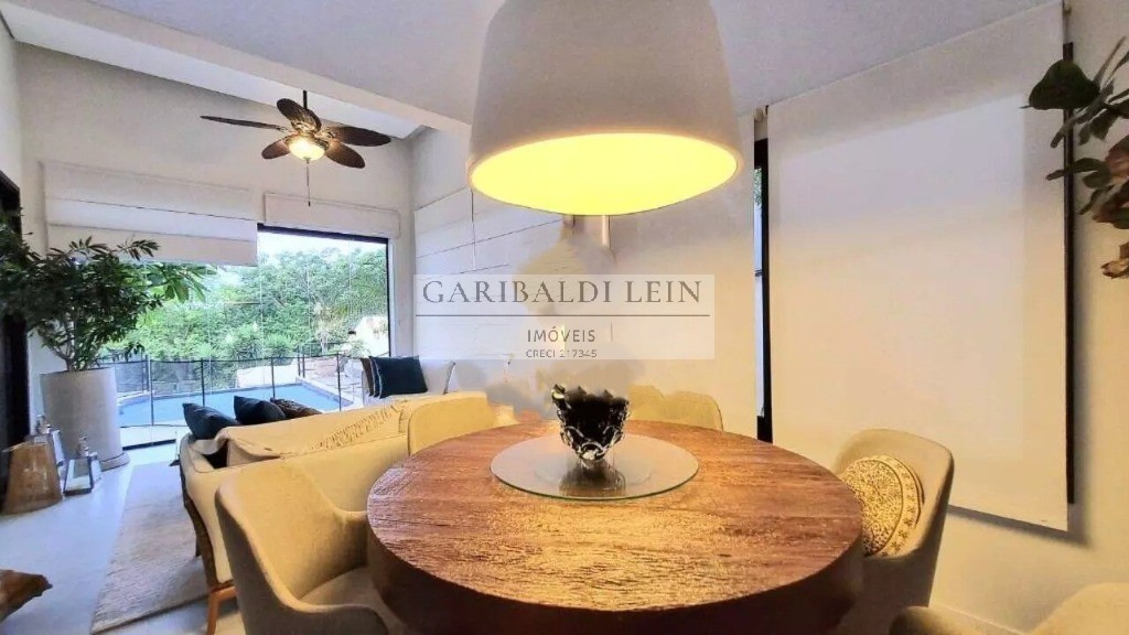 Casa à venda com 3 quartos, 280m² - Foto 10