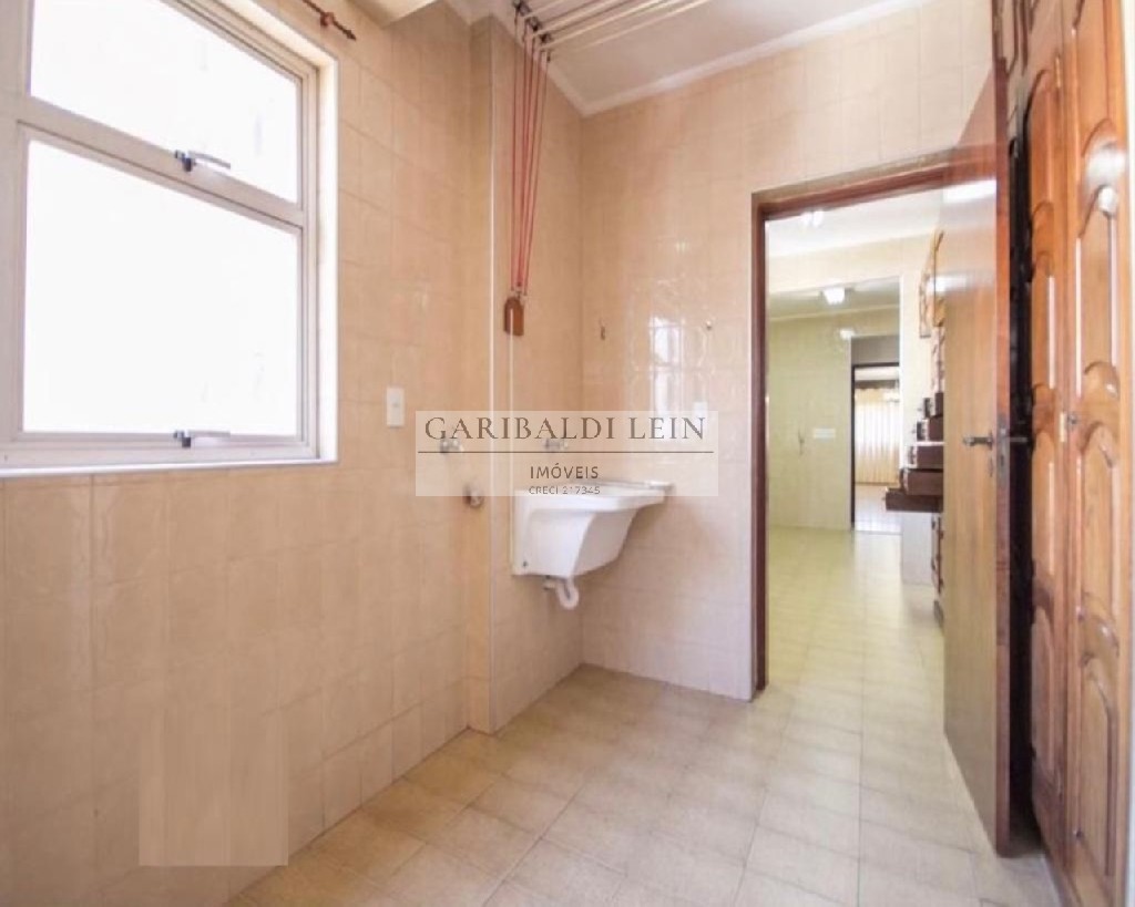 Apartamento à venda com 3 quartos, 185m² - Foto 16