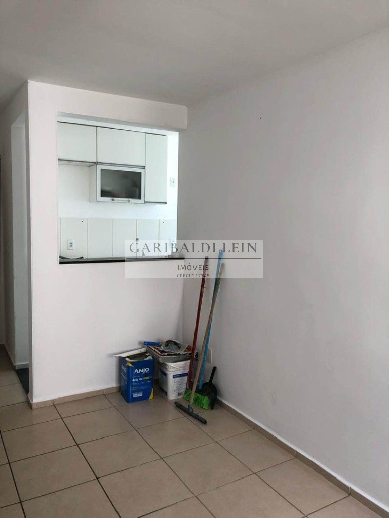 Apartamento à venda com 2 quartos, 45m² - Foto 4