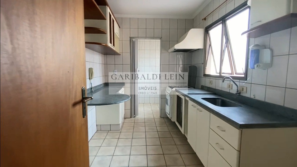 Apartamento à venda com 3 quartos, 90m² - Foto 5