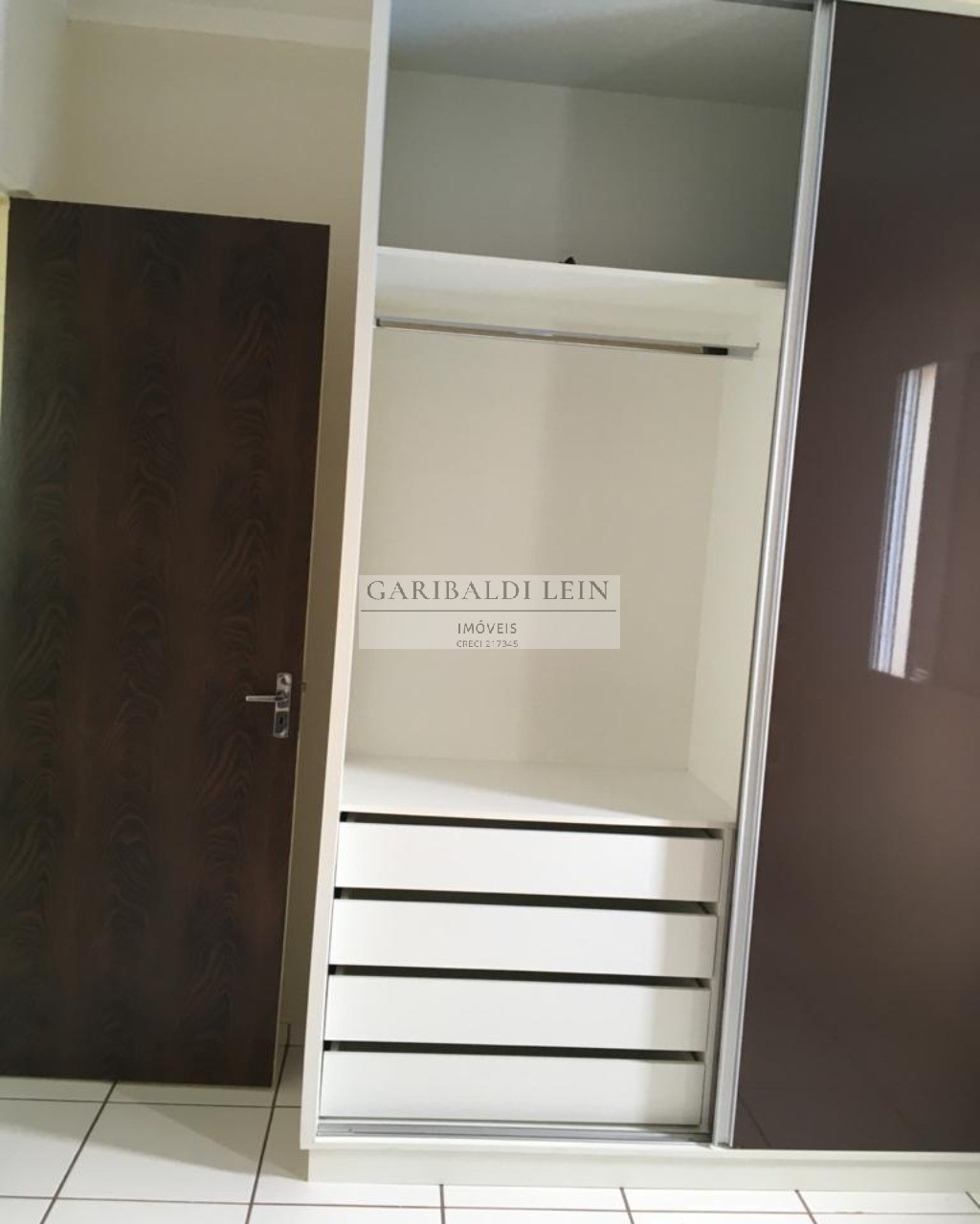 Apartamento à venda com 2 quartos, 49m² - Foto 10