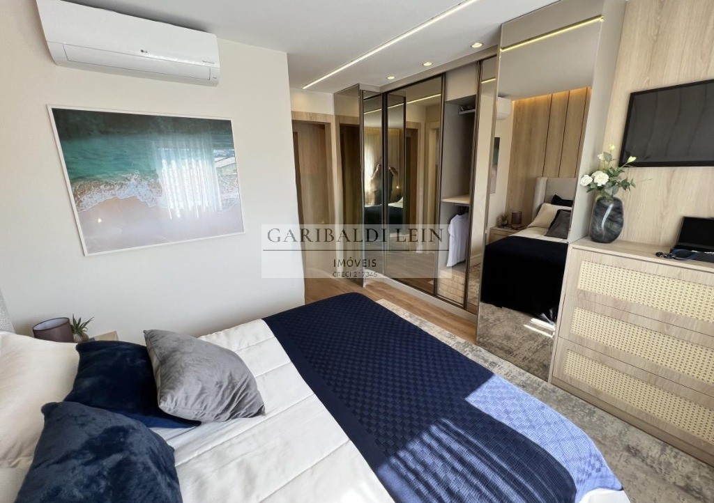 Apartamento à venda com 2 quartos, 70m² - Foto 4