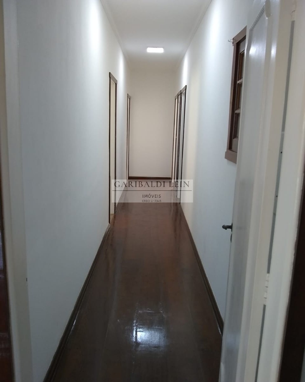 Casa à venda com 3 quartos, 169m² - Foto 6