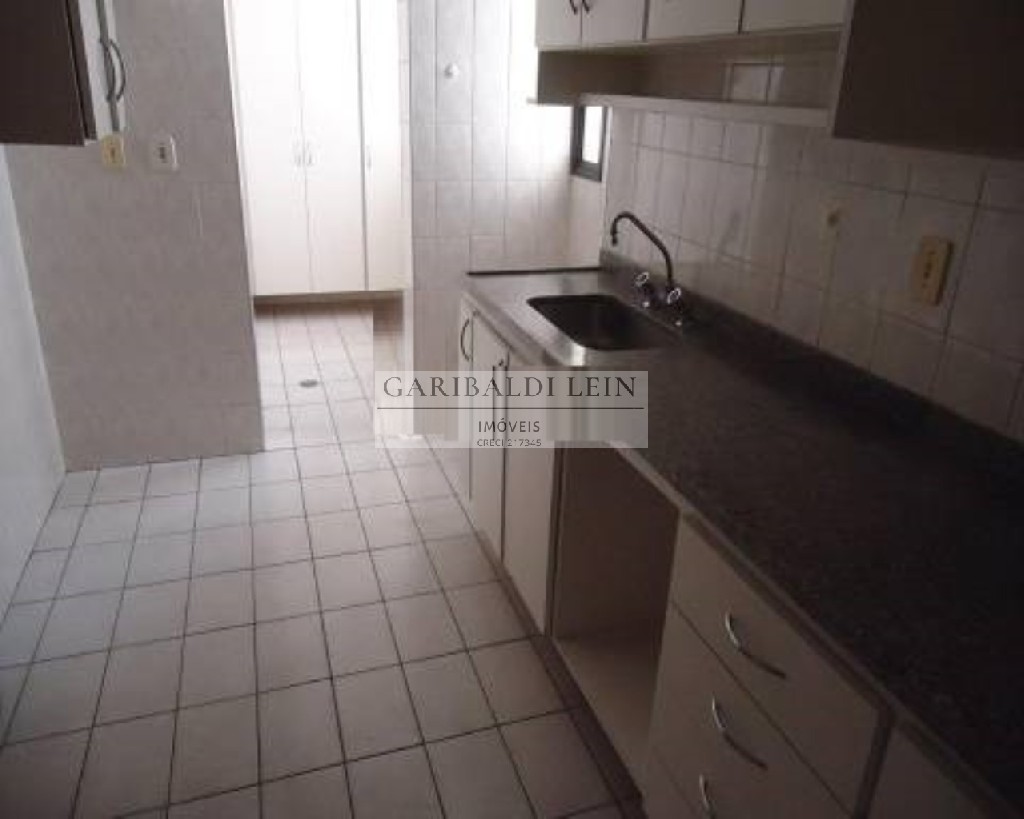 Apartamento à venda com 3 quartos, 85m² - Foto 12