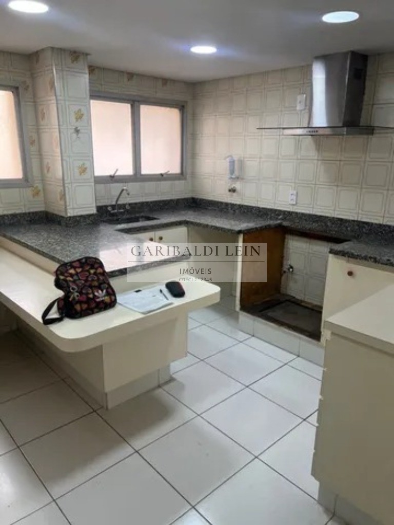 Apartamento à venda com 3 quartos, 159m² - Foto 6