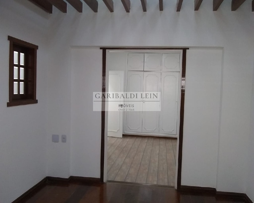 Casa à venda com 3 quartos, 169m² - Foto 9