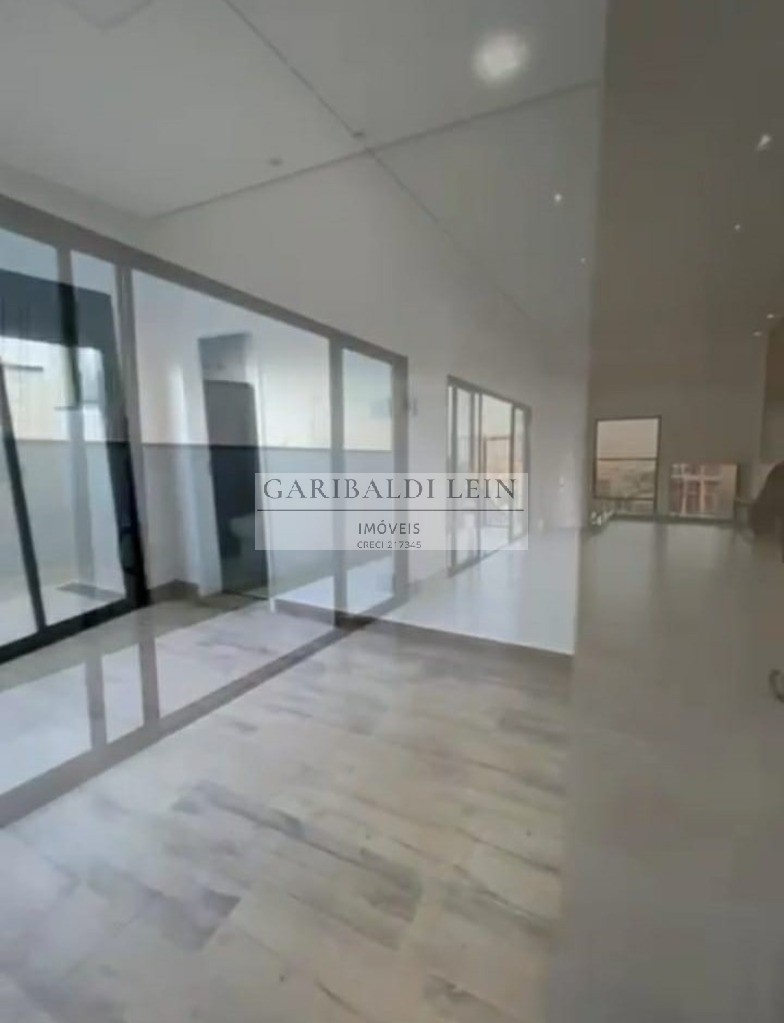 Casa à venda com 3 quartos, 235m² - Foto 8