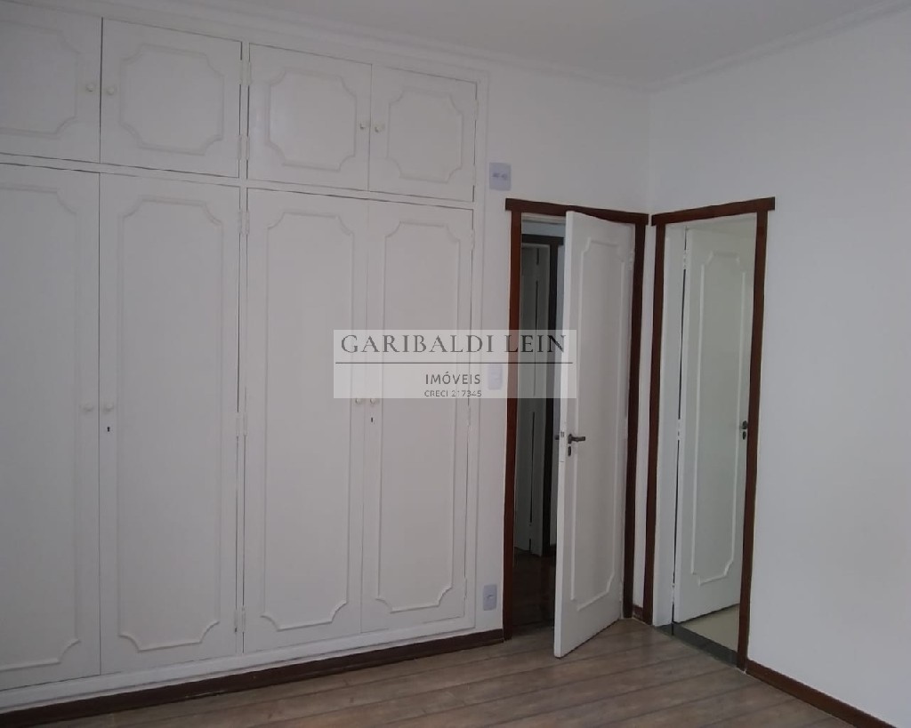 Casa à venda com 3 quartos, 169m² - Foto 11