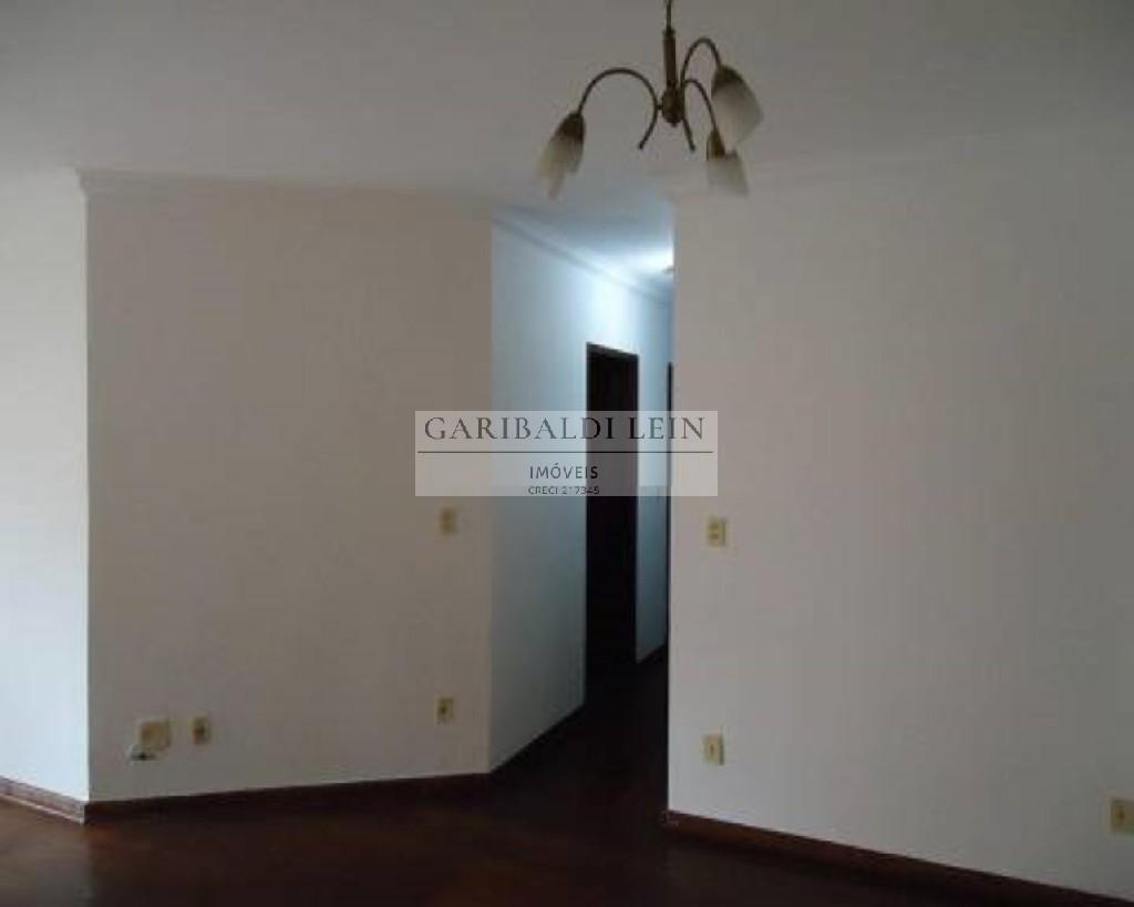 Apartamento à venda com 3 quartos, 85m² - Foto 2