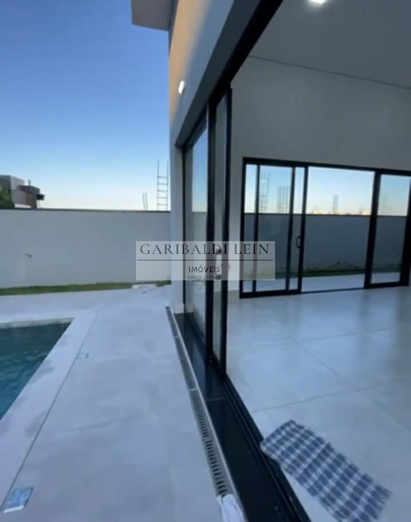 Casa à venda com 3 quartos, 235m² - Foto 13