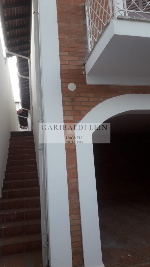 Casa para alugar com 3 quartos, 280m² - Foto 3