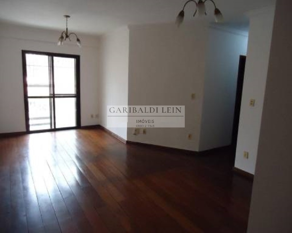 Apartamento à venda com 3 quartos, 85m² - Foto 1