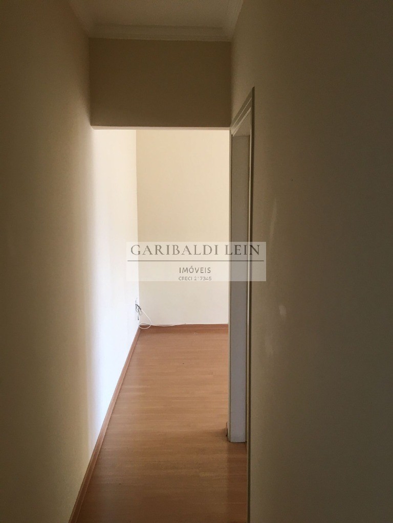 Casa à venda com 3 quartos, 200m² - Foto 6