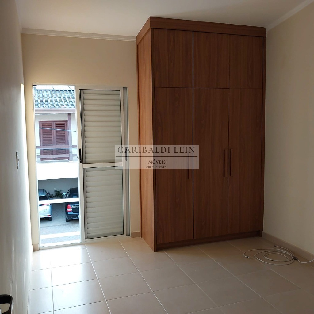 Casa à venda e aluguel com 4 quartos, 238m² - Foto 4