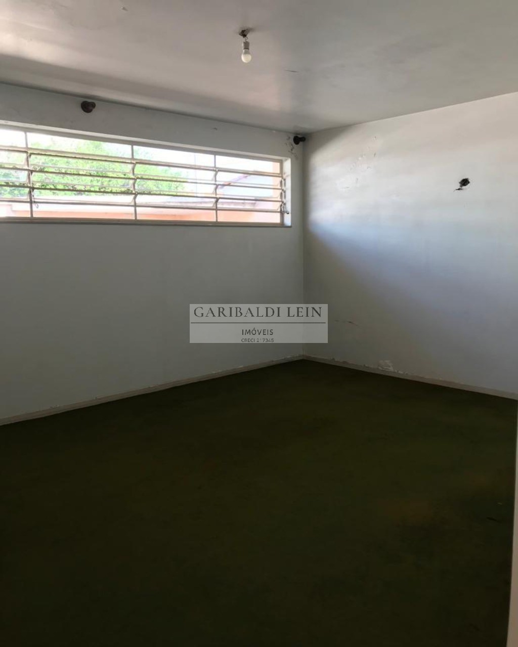 Casa à venda com 3 quartos, 325m² - Foto 3