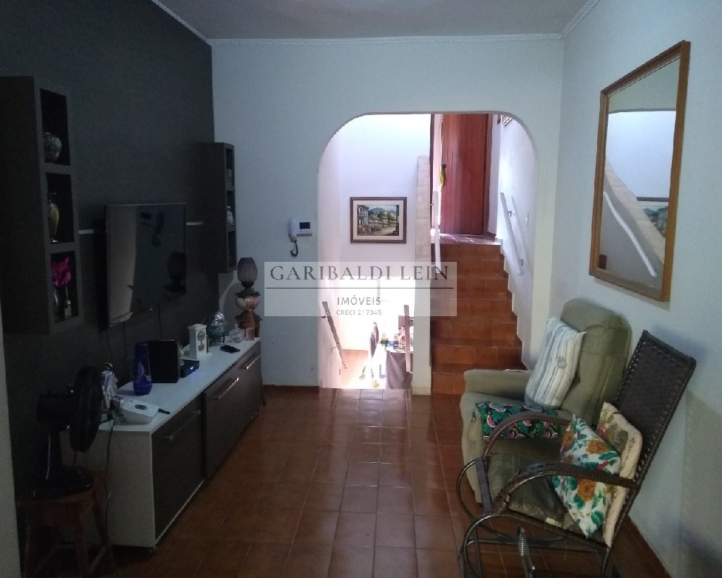 Casa à venda com 4 quartos, 170m² - Foto 4