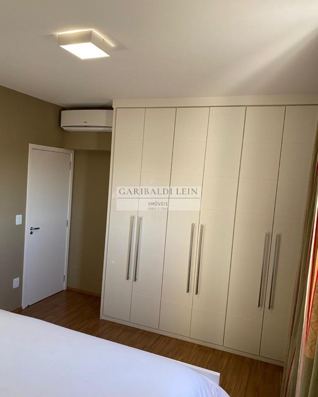 Apartamento à venda com 3 quartos, 105m² - Foto 11