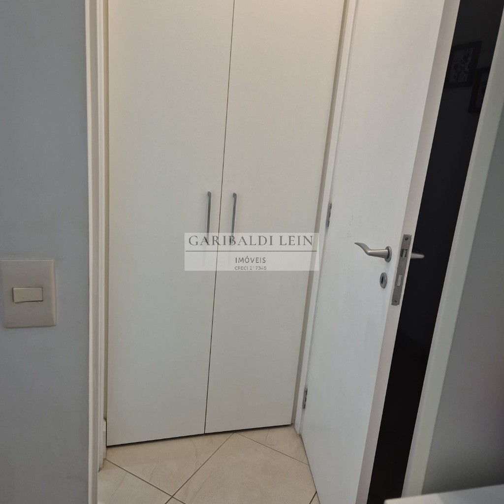 Apartamento à venda com 3 quartos, 135m² - Foto 7