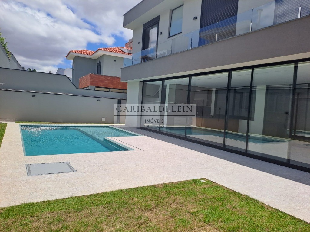 Casa à venda com 4 quartos, 398m² - Foto 1