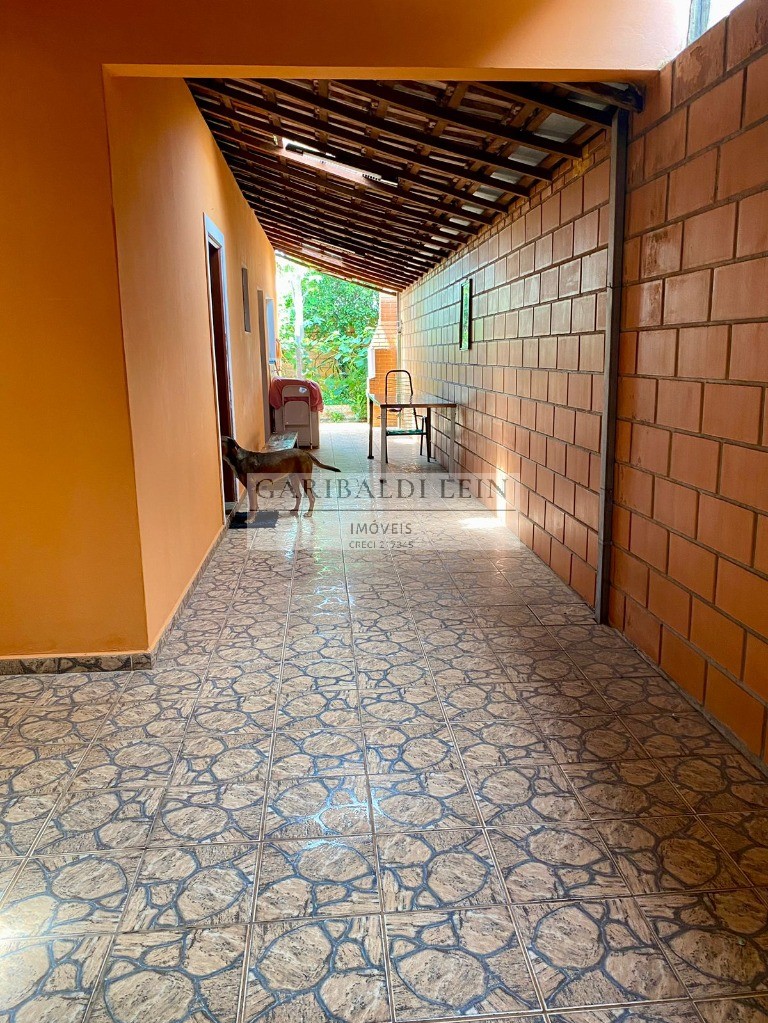 Casa à venda com 2 quartos, 90m² - Foto 6