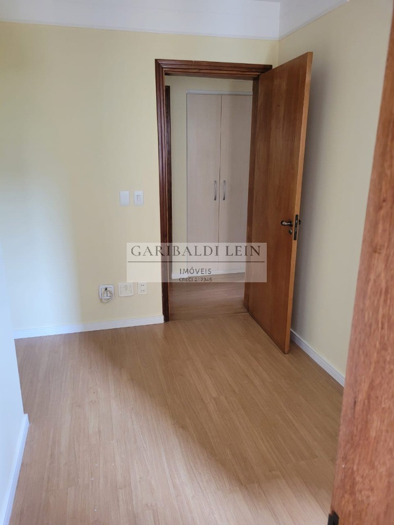 Apartamento à venda com 4 quartos, 135m² - Foto 5