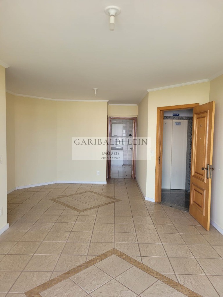 Apartamento à venda com 4 quartos, 135m² - Foto 3